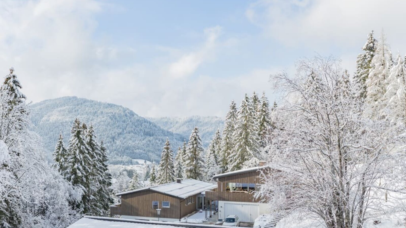 Bienenkunde Apartments - Winteransicht © Ludwig Fahrnberger