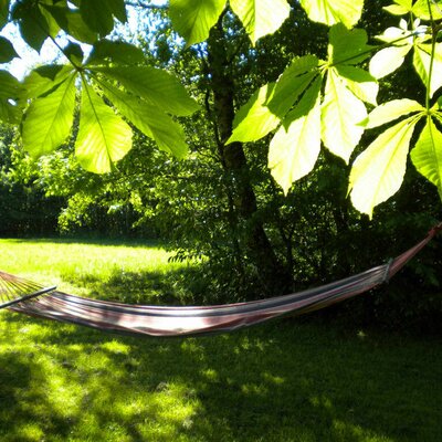 Gästezimmer Weiß - Hängematte im Garten