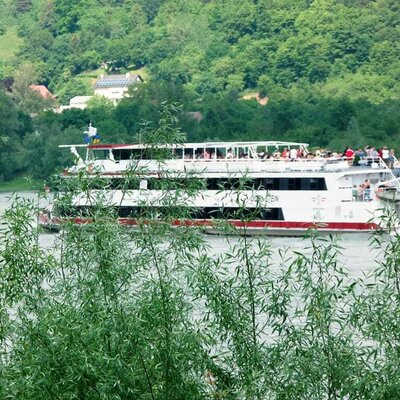 Schiffsverkehr auf der Donau