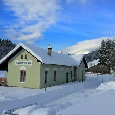 Bahnhof im Winter